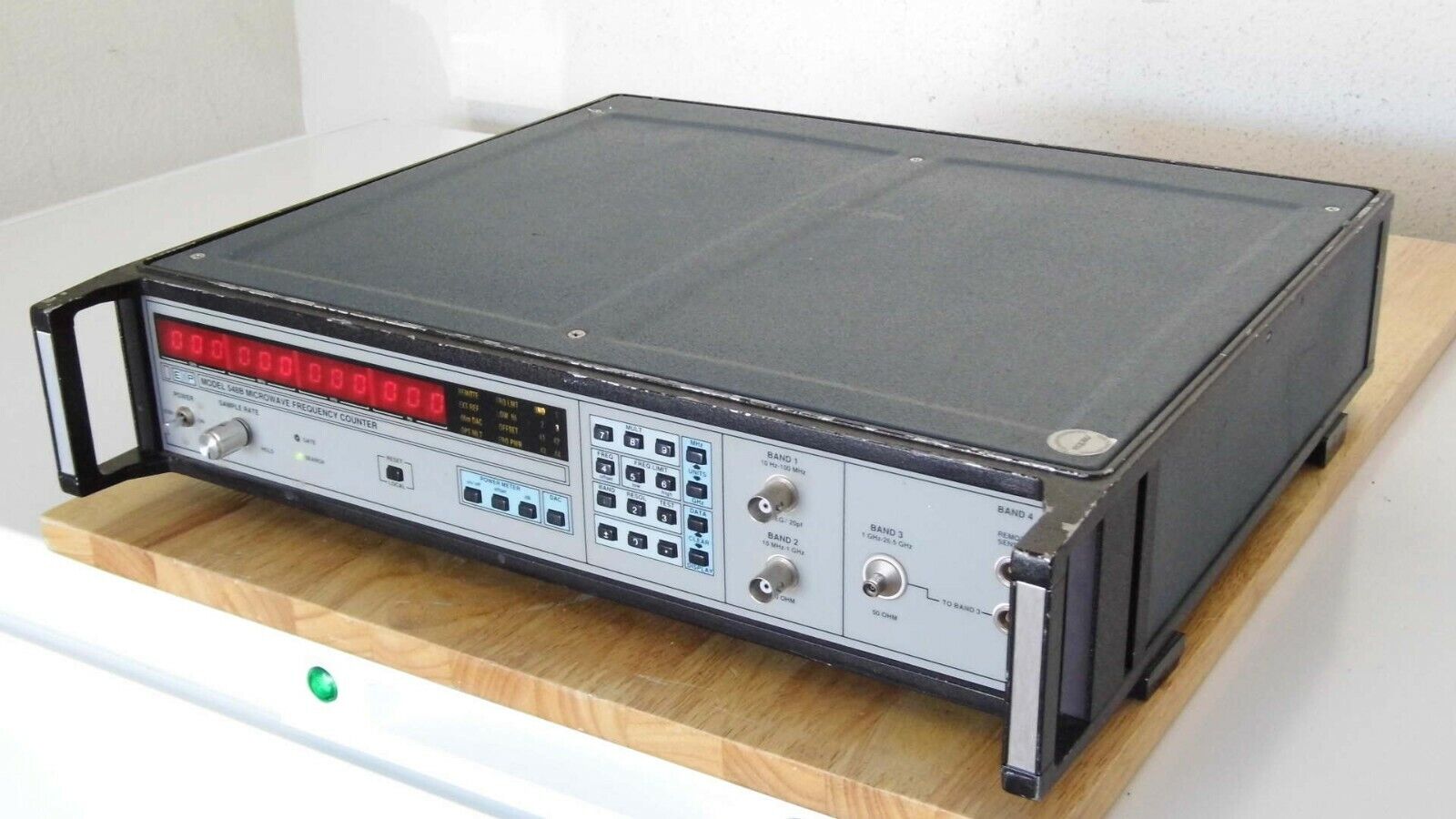 EIP 548B microwave frequency counter 10hz-26.5Ghz w/opt 06 EIP 548B microwave frequency counter 10hz-26.5Ghz w/opt 06